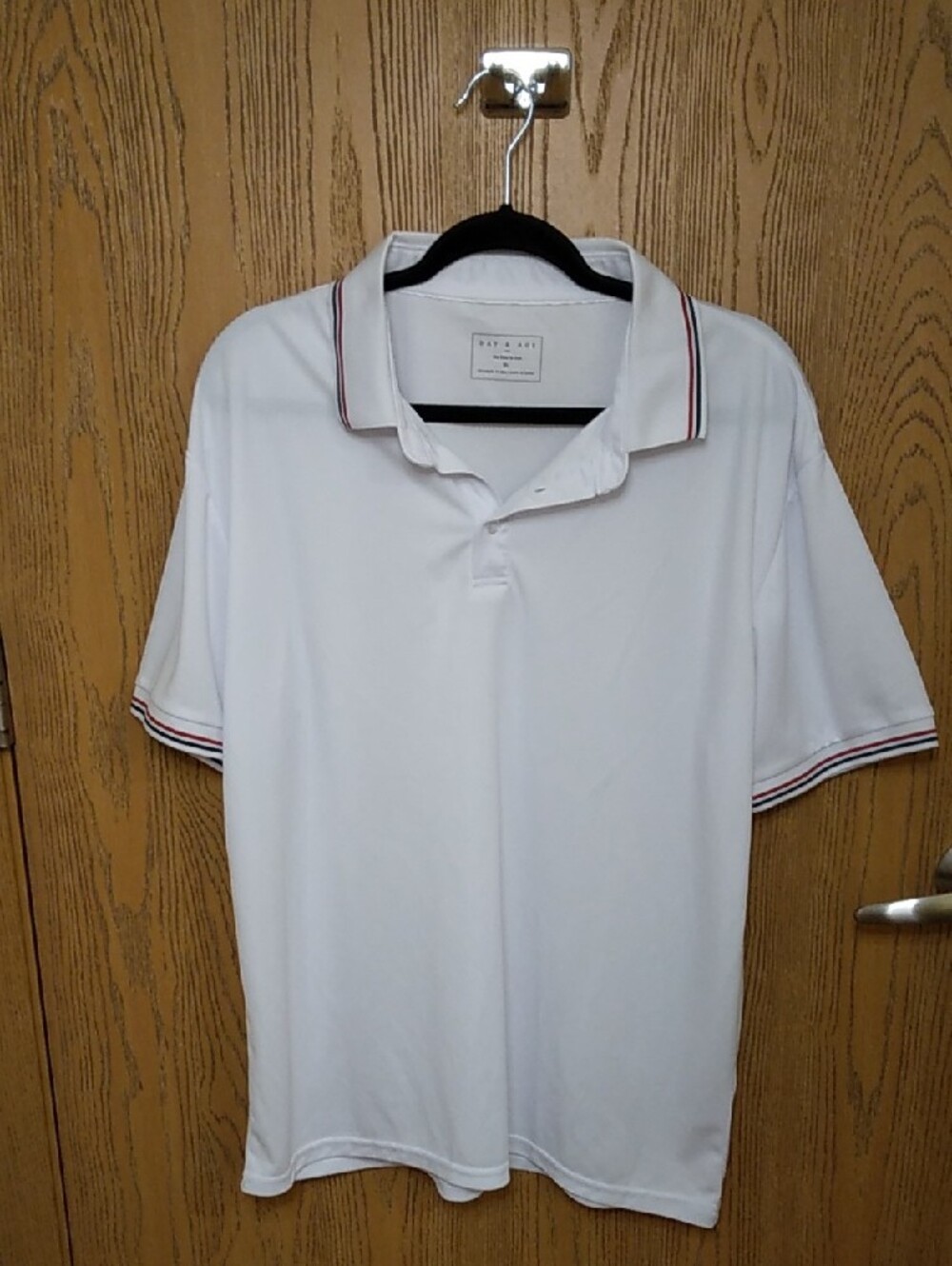 DAY & AGE Men's White Polo Shirt Blue and Red Stripes